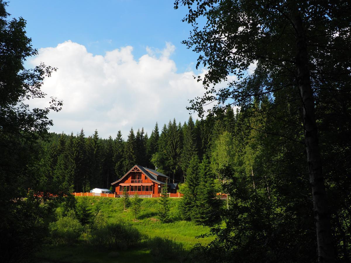 Jezirko Lesni Restaurant & Penzion Jachymov Exterior photo
